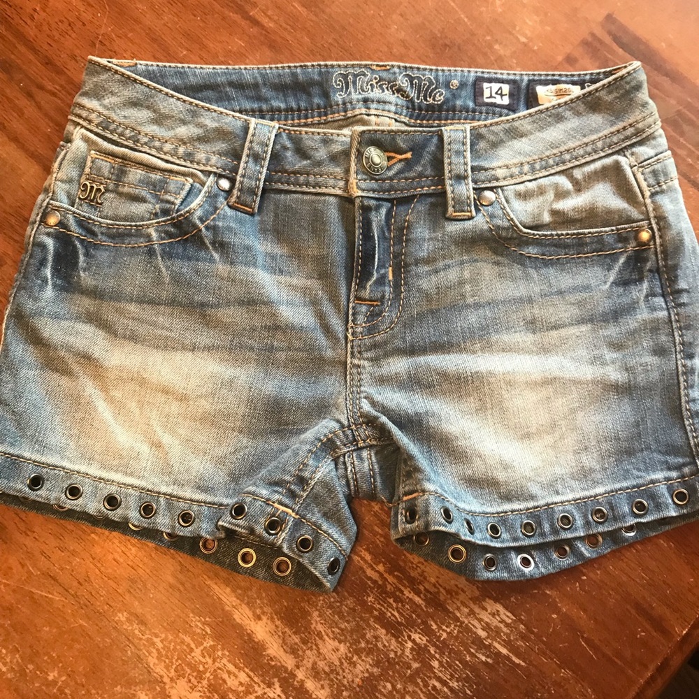Miss Me Girls denim shorts